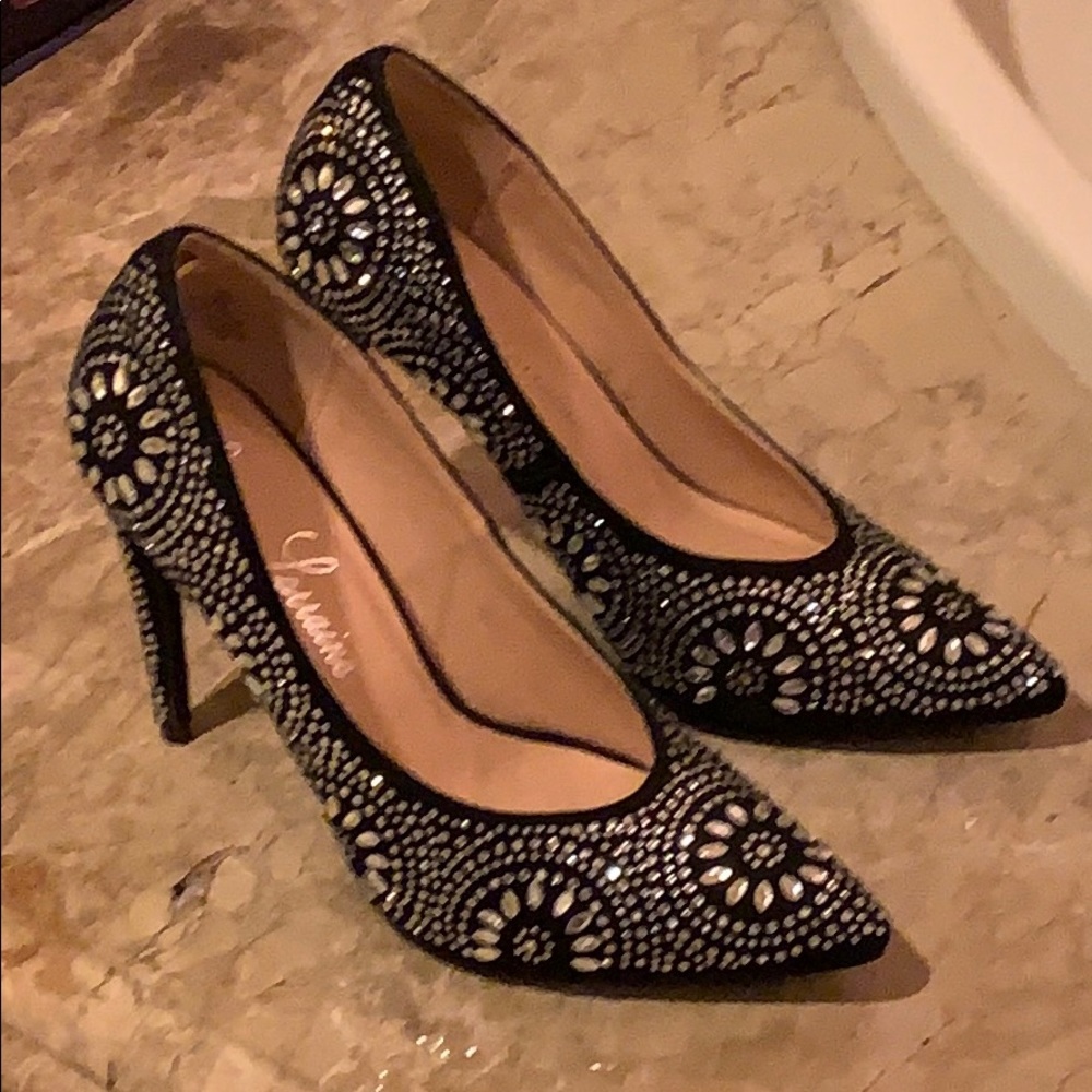 Ladies heel size 10